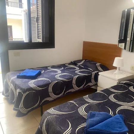 Self Catering 2 Bed 7a3, With Sea Views Cristianos,tenerife