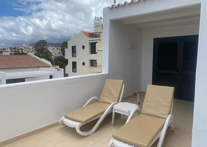 Lovely 2 Bed 7a3, Victoria Court 1, Cristianos,tenerife アパート